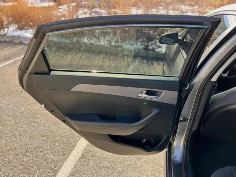 2019 Hyundai Sonata - Image 11 of 12