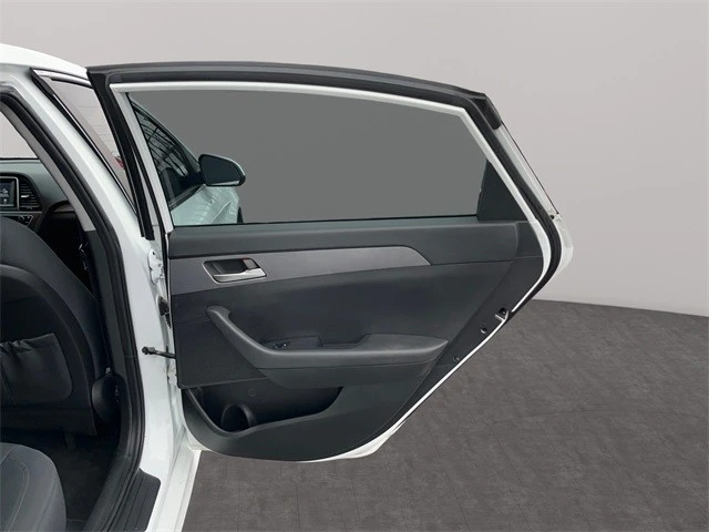 2019 Hyundai Sonata - Image 18 of 21