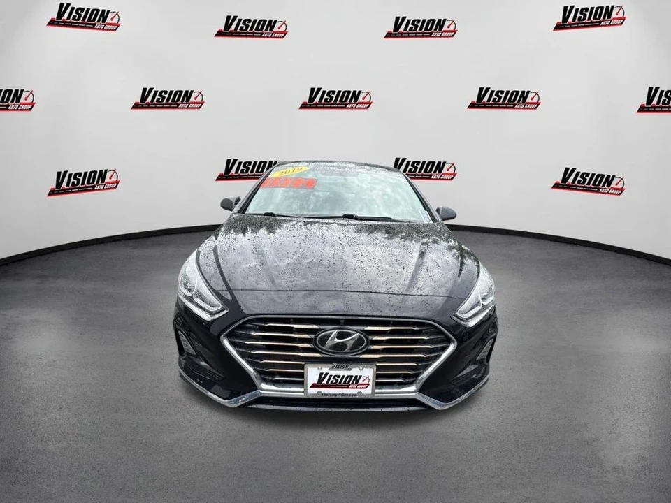 2019 Hyundai Sonata - Image 2 of 12