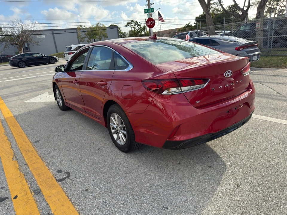 2019 Hyundai Sonata - Image 5 of 11