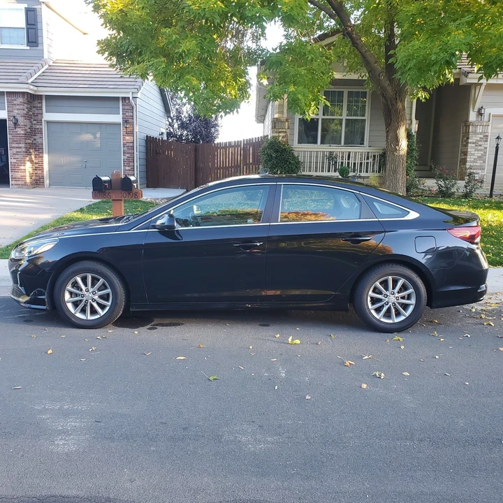 2019 Hyundai Sonata - Image 2 of 13