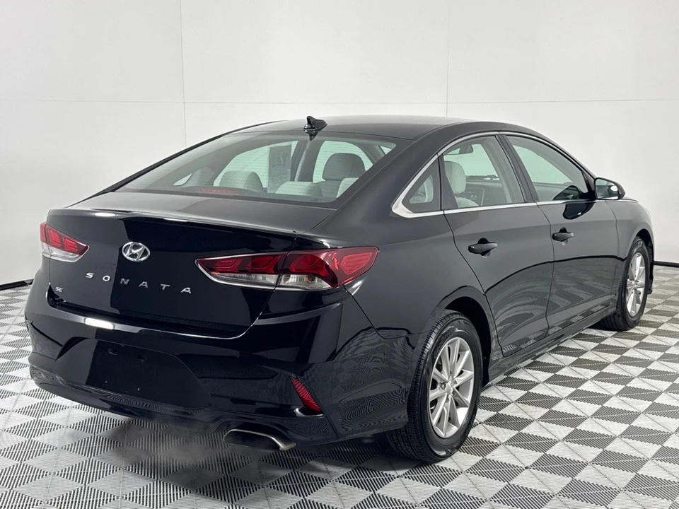 2019 Hyundai Sonata - Image 5 of 12