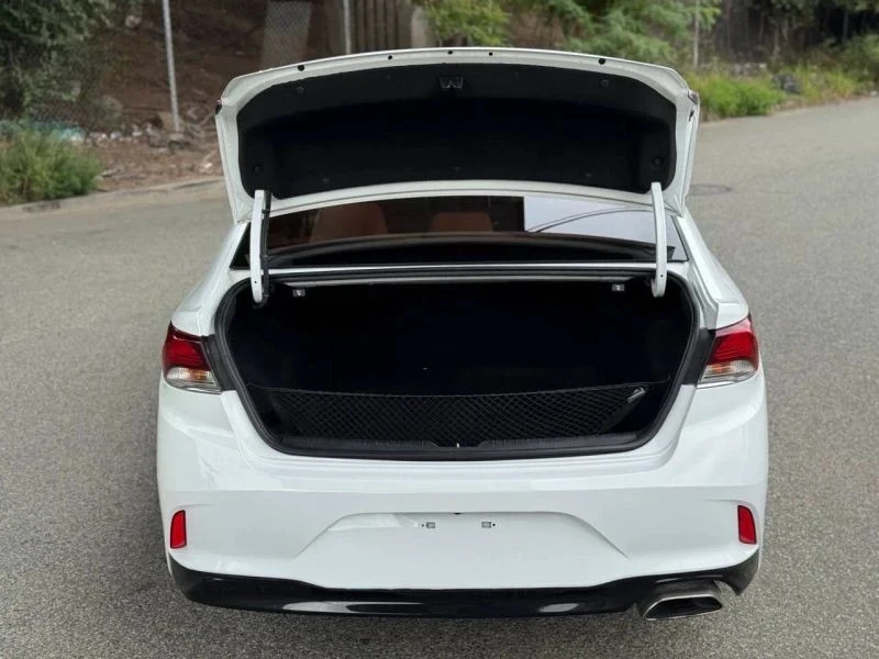 2019 Hyundai Sonata - Image 10 of 12