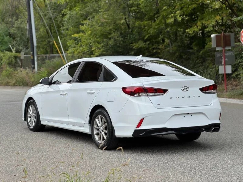2019 Hyundai Sonata - Image 8 of 12