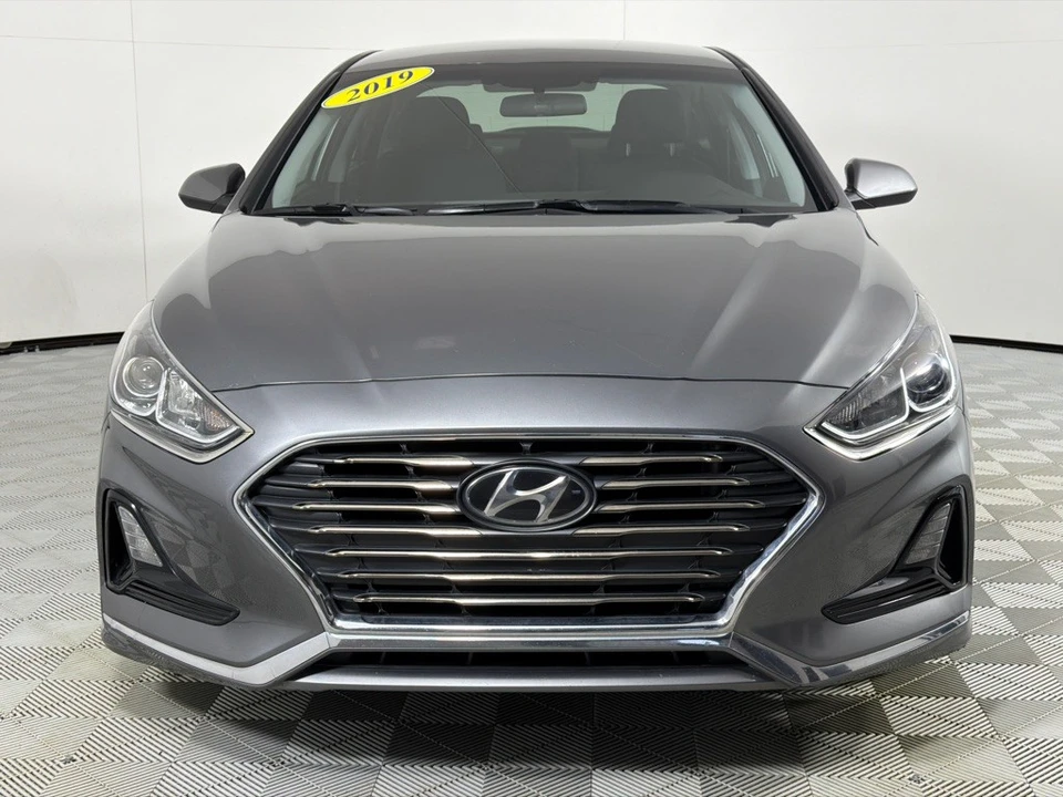2019 Hyundai Sonata - Image 11 of 12