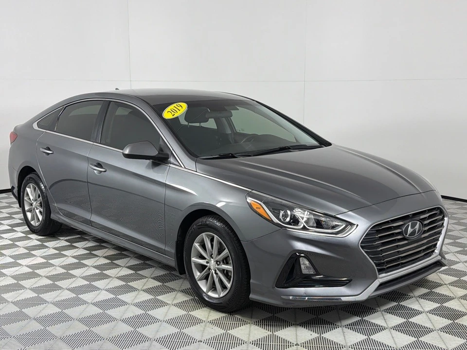 2019 Hyundai Sonata - Image 3 of 12