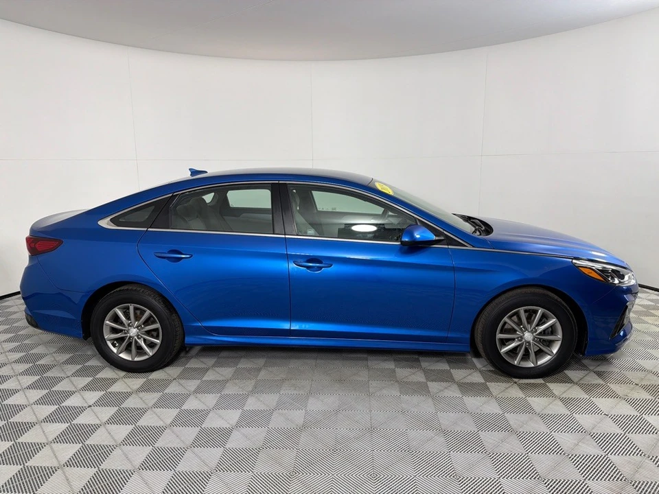 2019 Hyundai Sonata - Image 4 of 21