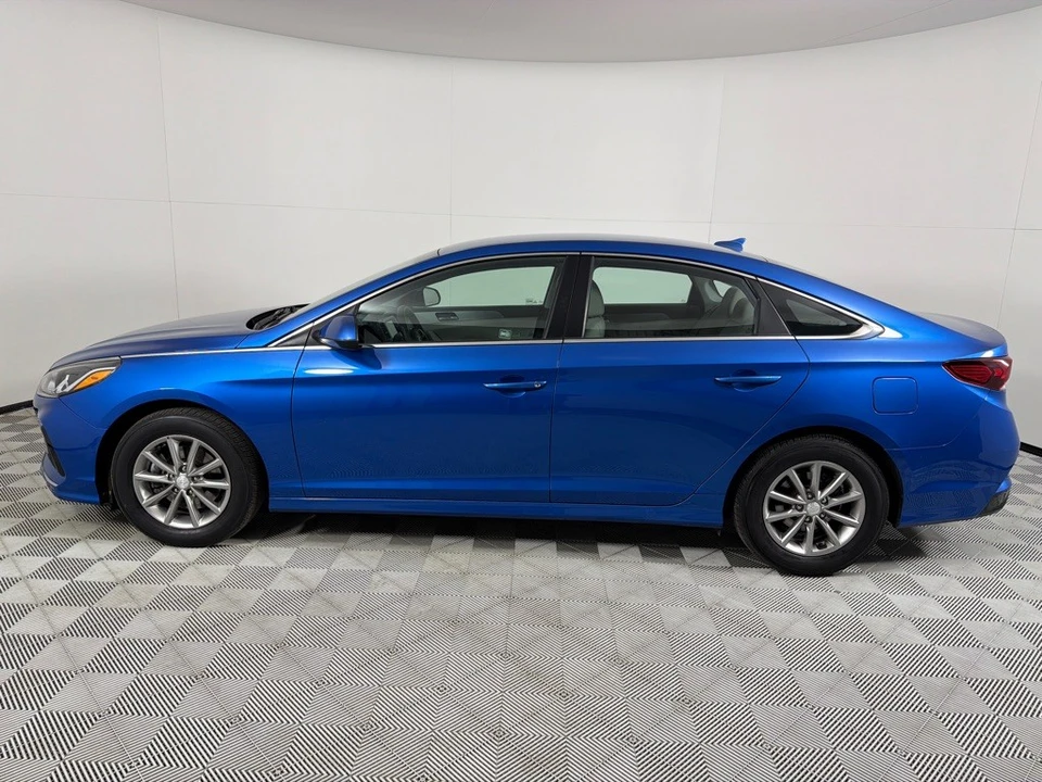 2019 Hyundai Sonata - Image 8 of 21