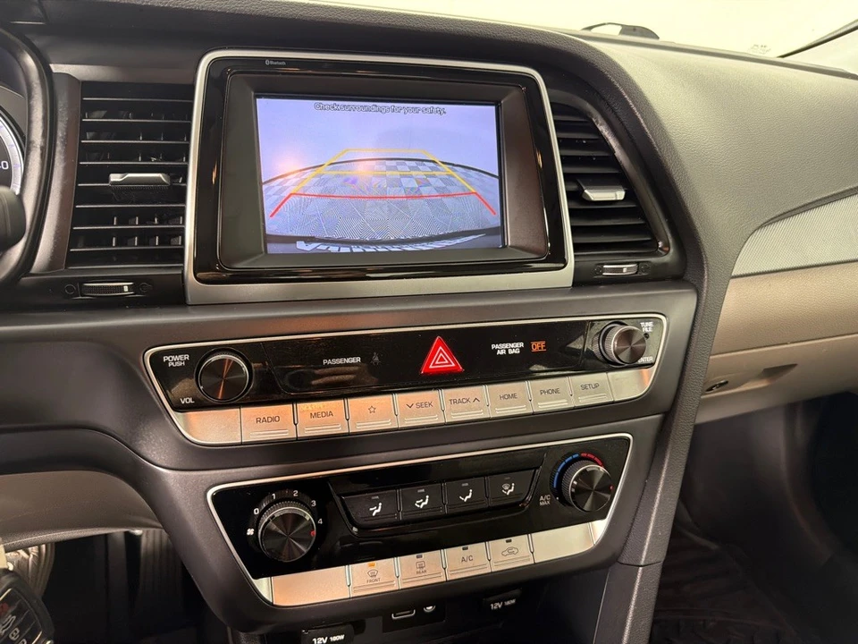 2019 Hyundai Sonata - Image 17 of 21