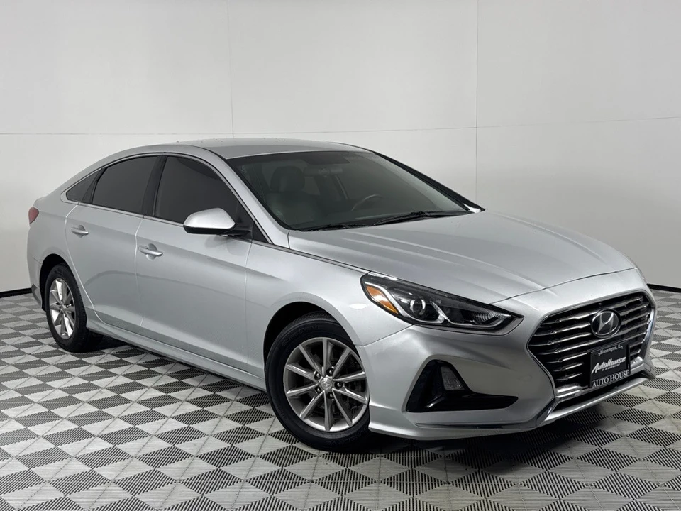 2019 Hyundai Sonata - Image 2 of 12