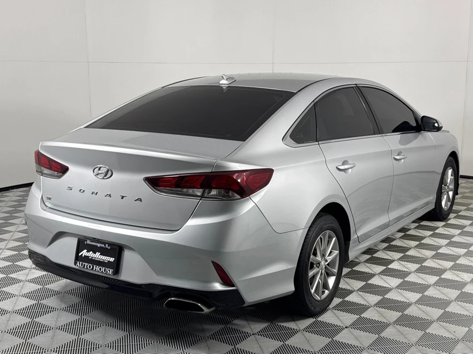 2019 Hyundai Sonata - Image 5 of 12