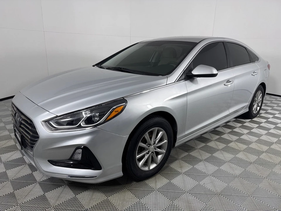 2019 Hyundai Sonata - Image 8 of 12