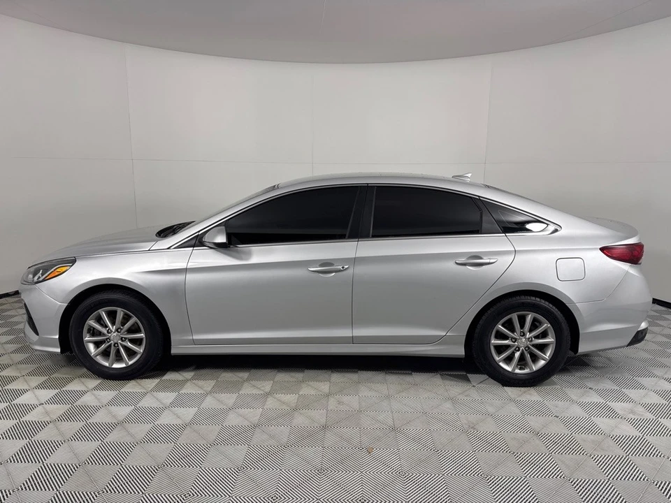 2019 Hyundai Sonata - Image 7 of 12