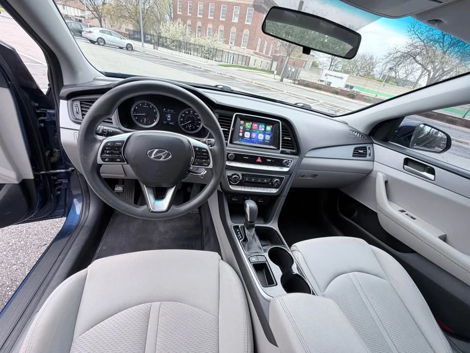 2019 Hyundai Sonata - Image 10 of 20