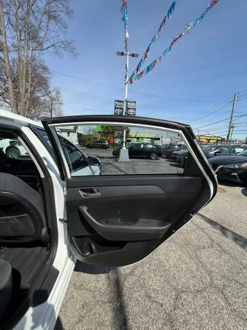 2019 Hyundai Sonata - Image 18 of 21