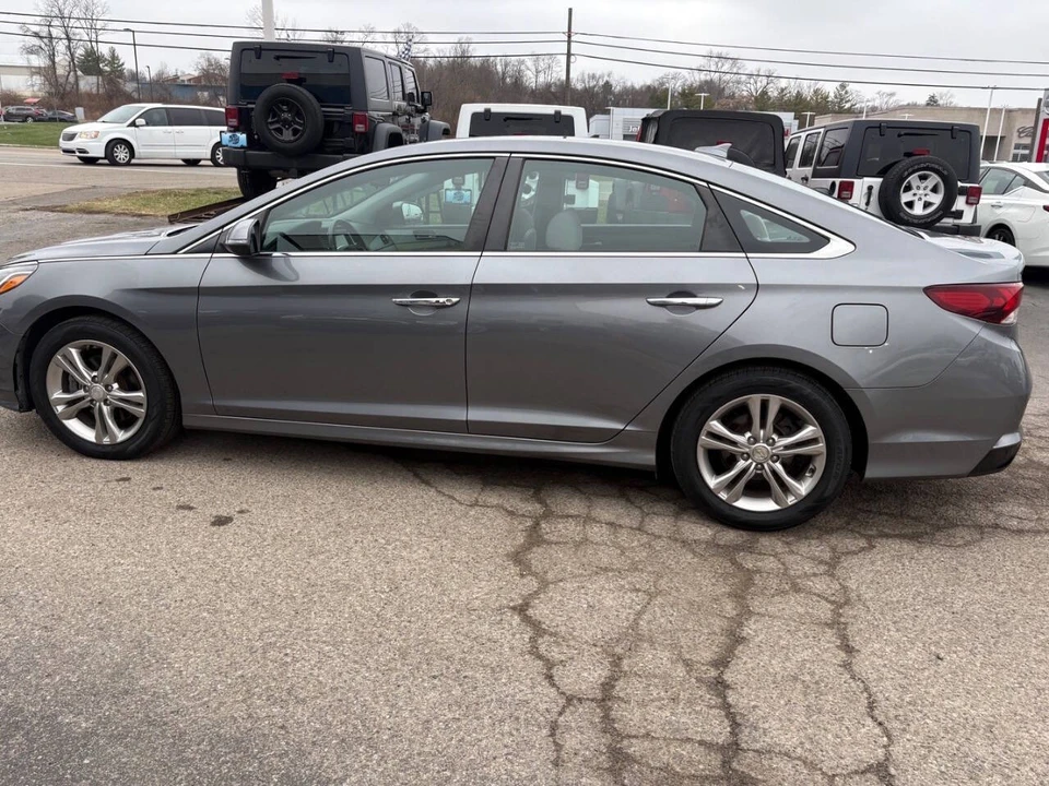 2019 Hyundai Sonata - Image 8 of 12