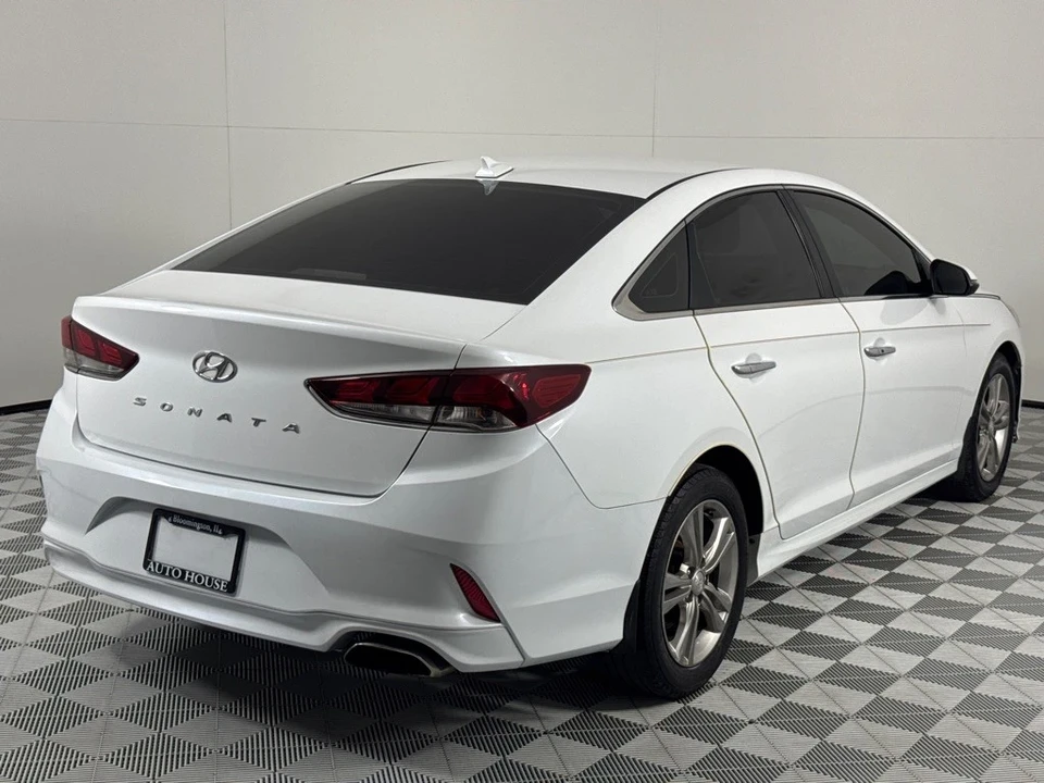 2019 Hyundai Sonata - Image 5 of 12