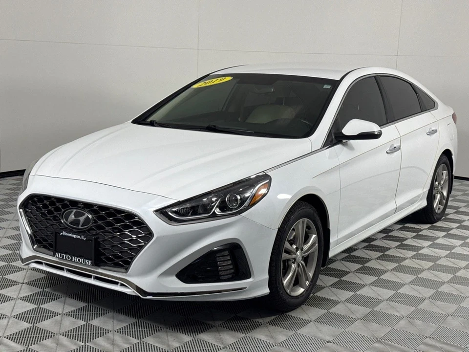 2019 Hyundai Sonata - Image 11 of 12
