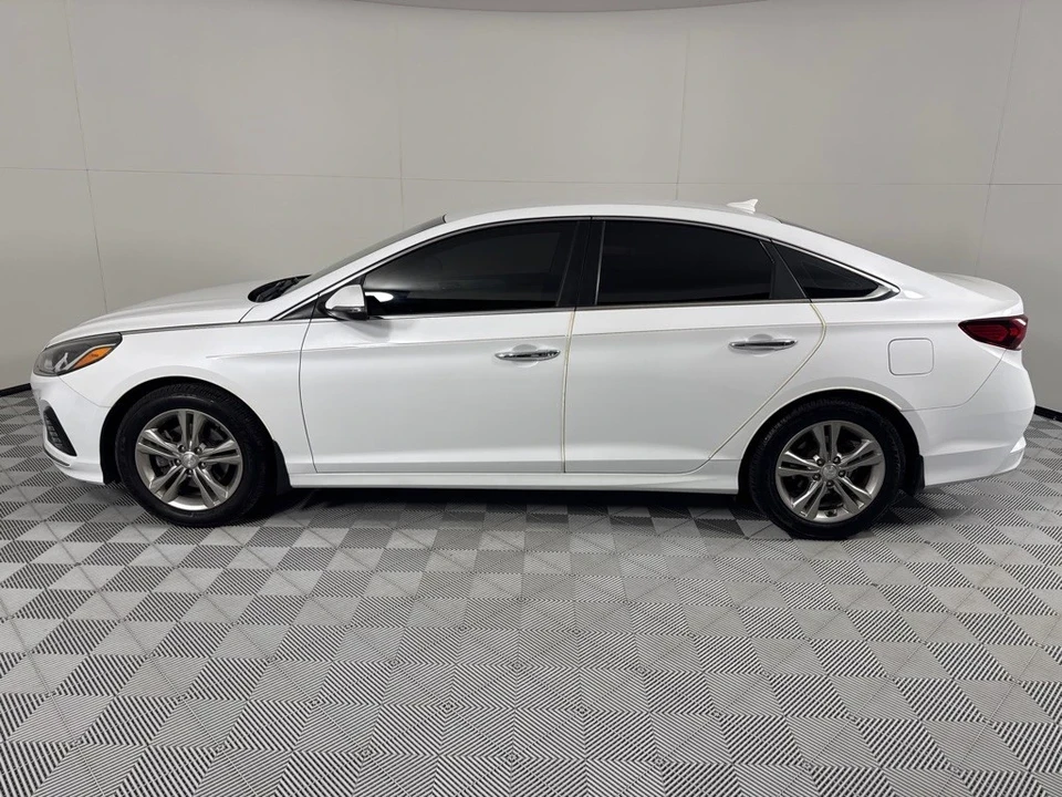 2019 Hyundai Sonata - Image 9 of 12