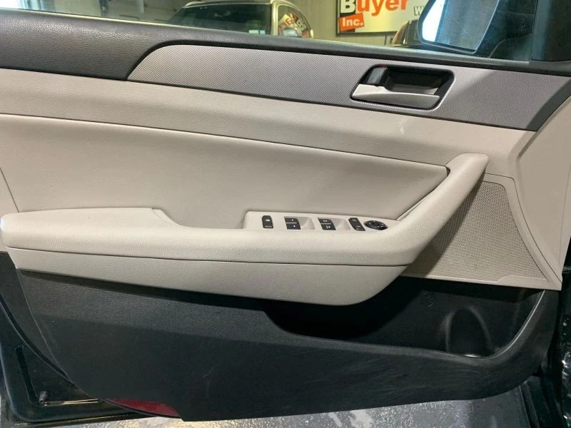 2019 Hyundai Sonata - Image 10 of 12