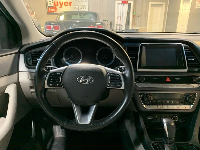 2019 Hyundai Sonata - Image 11 of 12