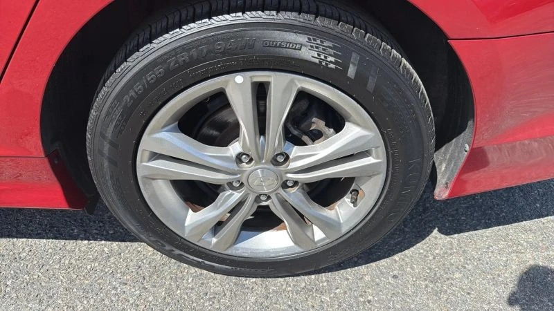 2019 Hyundai Sonata - Image 9 of 12