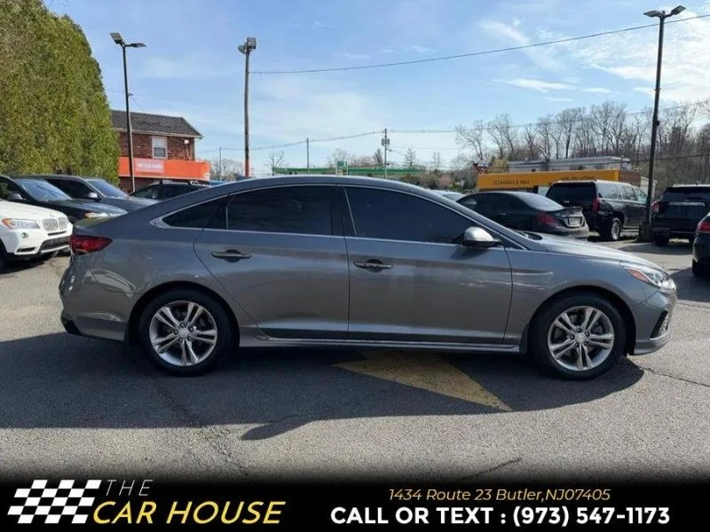2019 Hyundai Sonata - Image 8 of 12