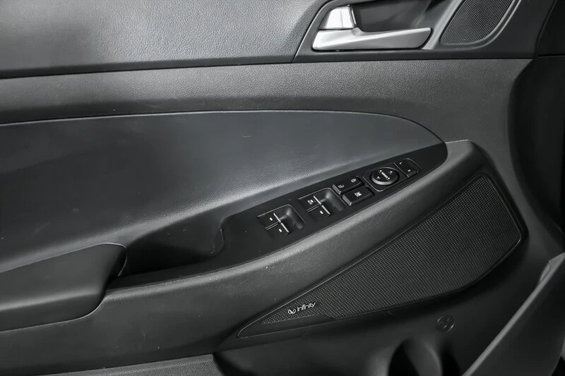 2019 Hyundai Tucson - Image 15 of 21