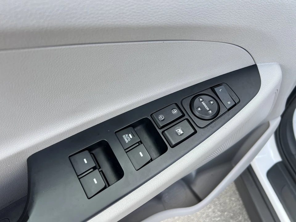 2019 Hyundai Tucson - Image 14 of 21
