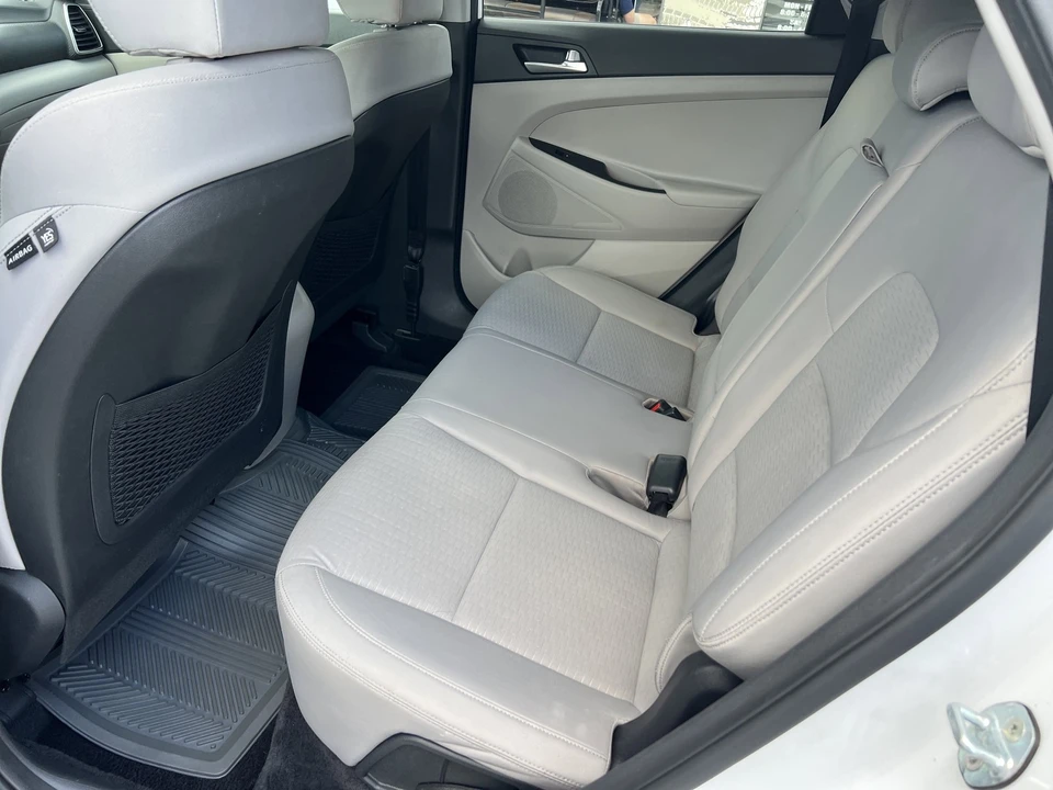 2019 Hyundai Tucson - Image 12 of 21