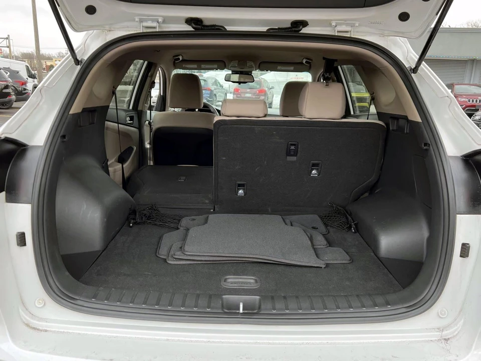 2019 Hyundai Tucson - Image 8 of 21