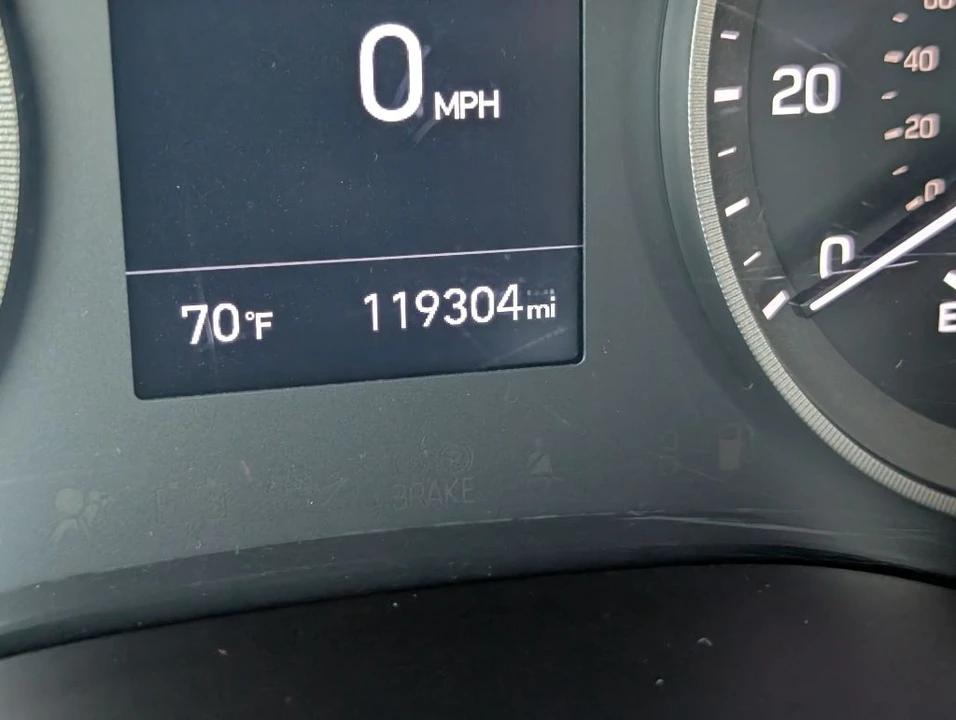 2019 Hyundai Tucson - Image 16 of 21
