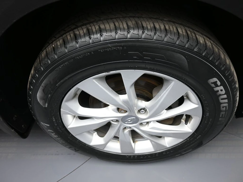 2019 Hyundai Tucson - Image 13 of 21