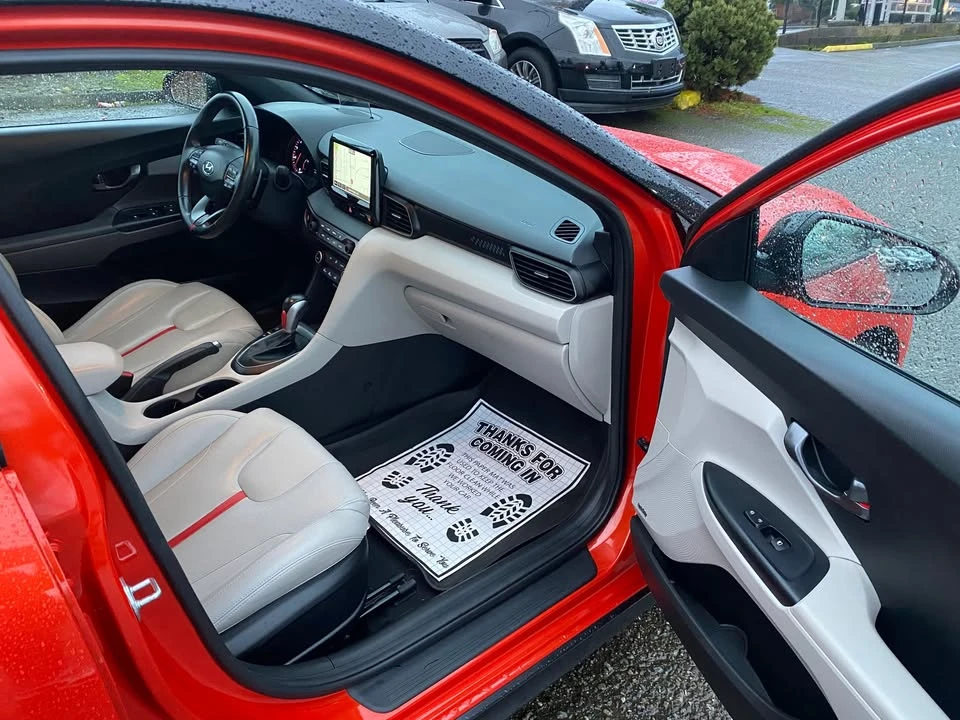 2019 Hyundai Elantra - Image 10 of 20
