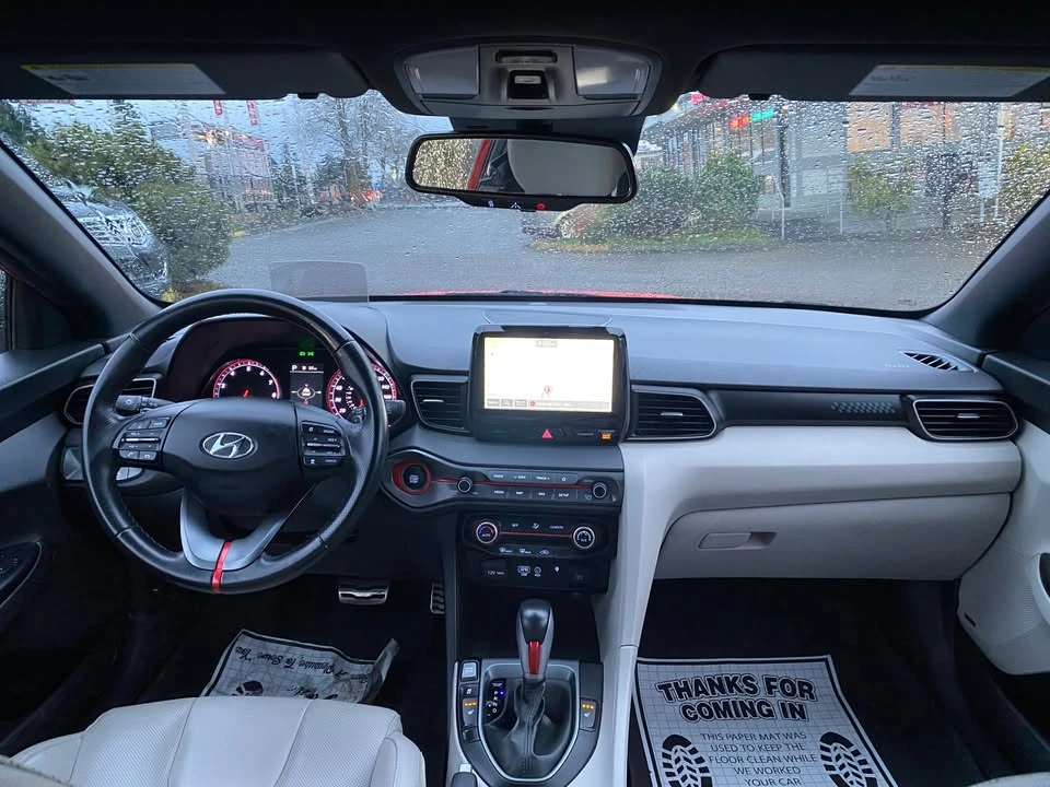 2019 Hyundai Elantra - Image 9 of 20