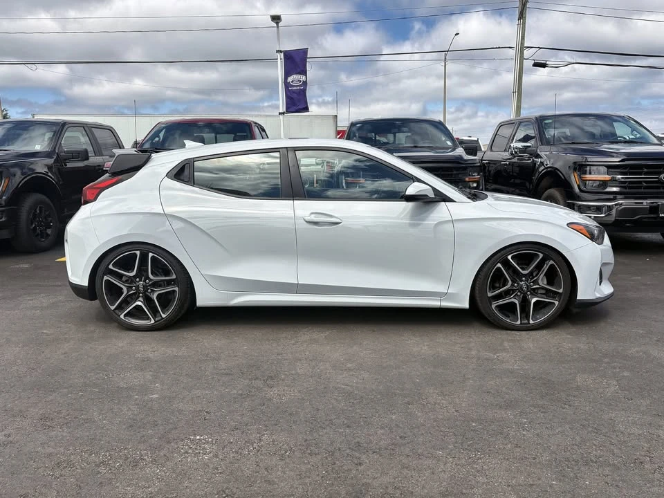 2019 Hyundai Veloster - Image 3 of 20
