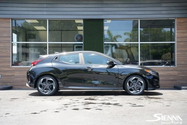 2019 Hyundai Veloster N - Image 16 of 20