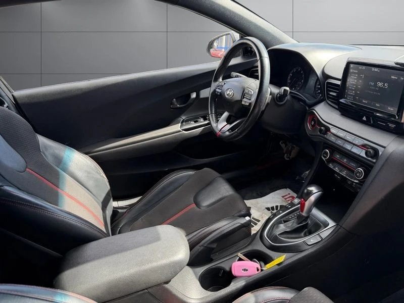2019 Hyundai Veloster - Image 17 of 20