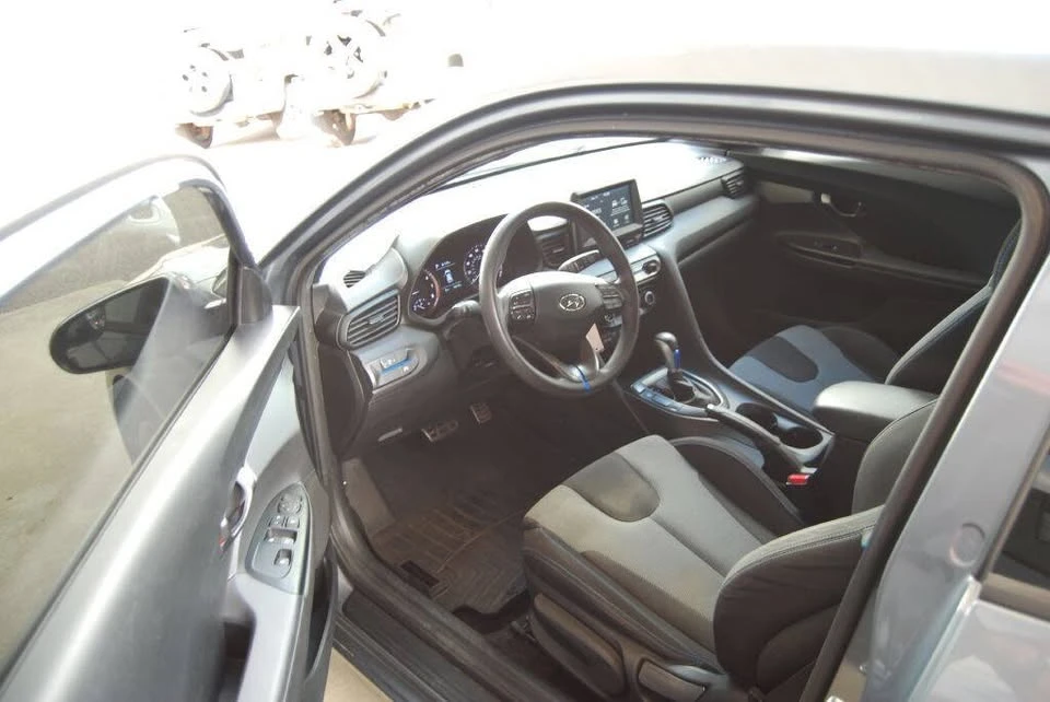 2019 Hyundai Veloster N - Image 6 of 11