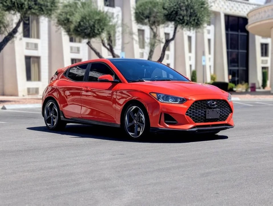 2019 Hyundai Veloster N - Image 2 of 10