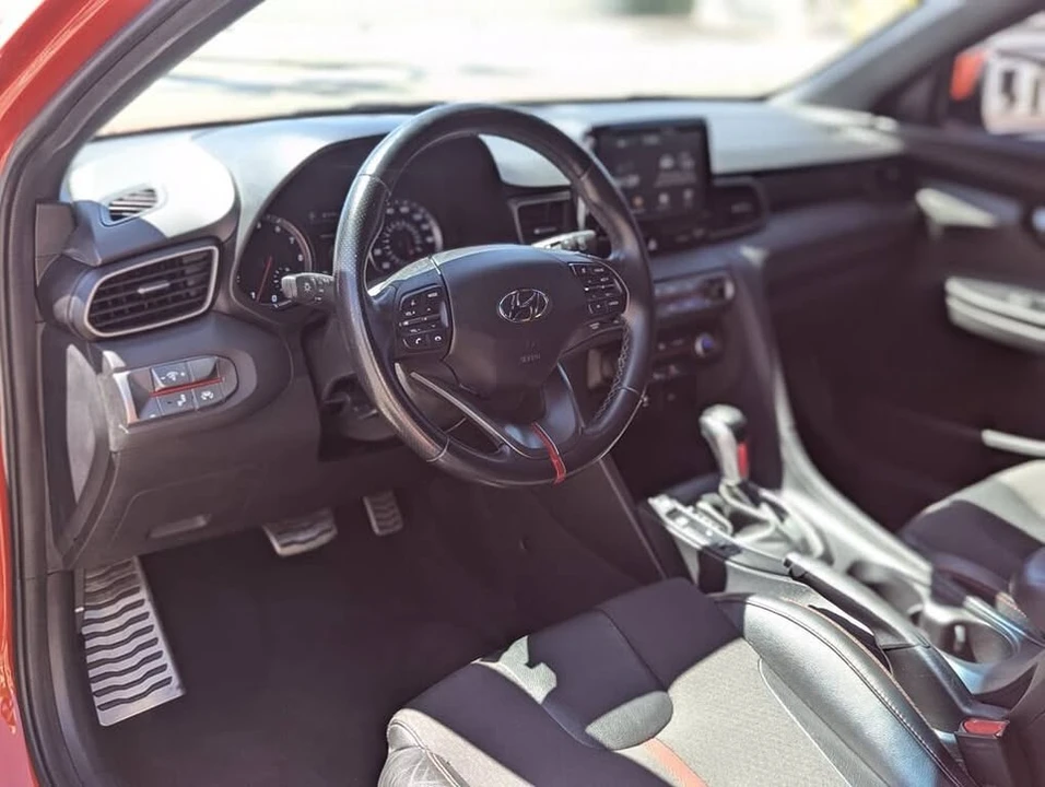 2019 Hyundai Veloster N - Image 7 of 10
