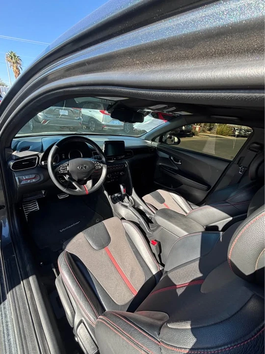 2019 Hyundai Veloster N - Image 10 of 15