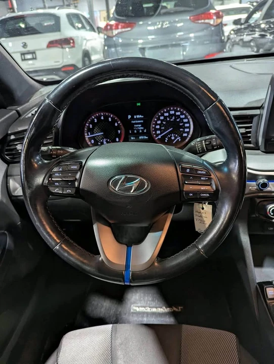 2019 Hyundai Veloster - Image 7 of 9