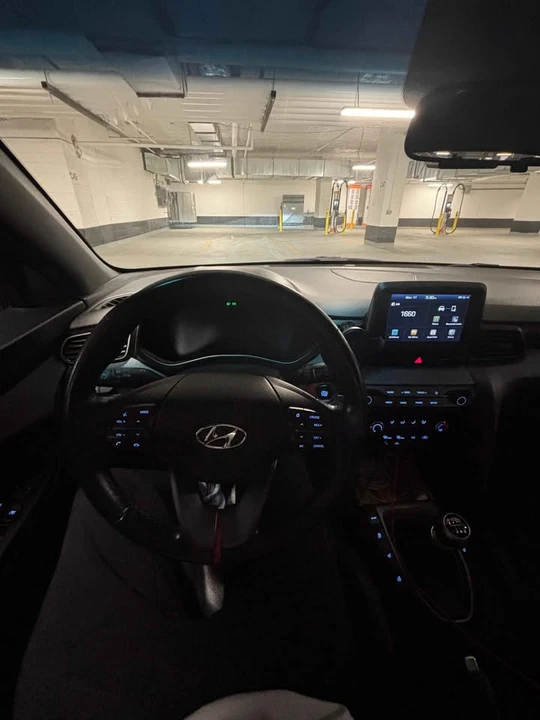 2019 Hyundai Veloster N - Image 7 of 9
