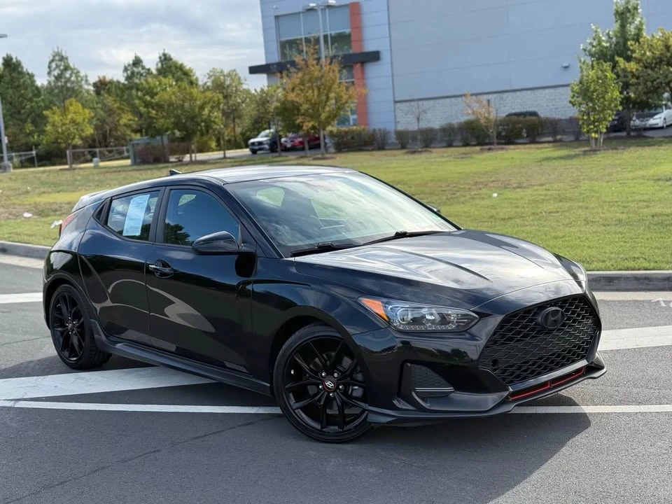 2019 Hyundai Veloster - Image 2 of 2