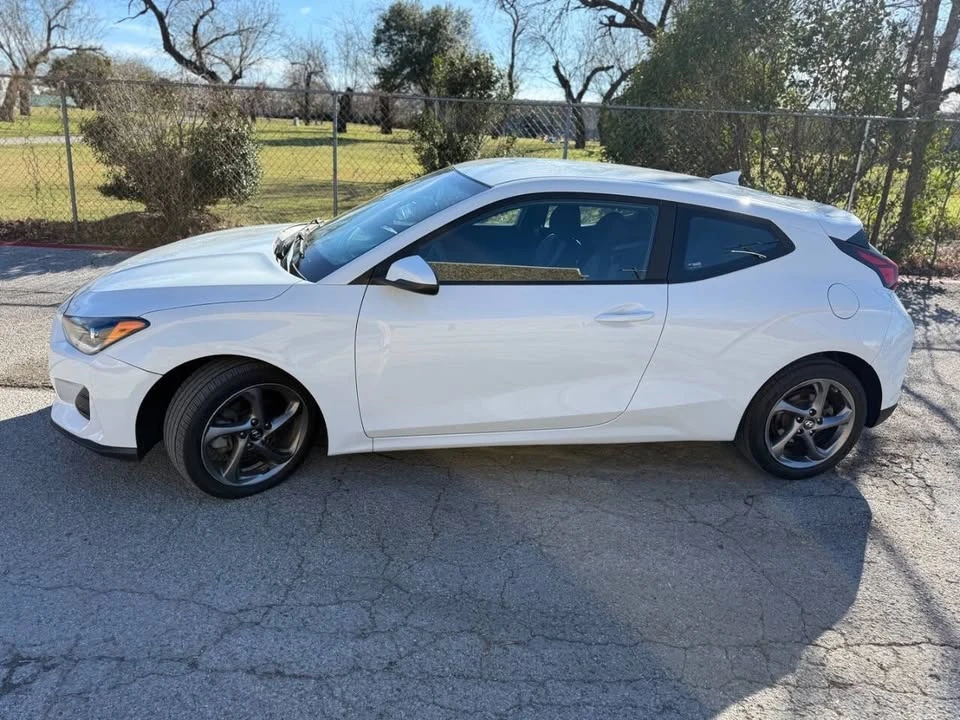 2019 Hyundai Veloster N - Image 2 of 15