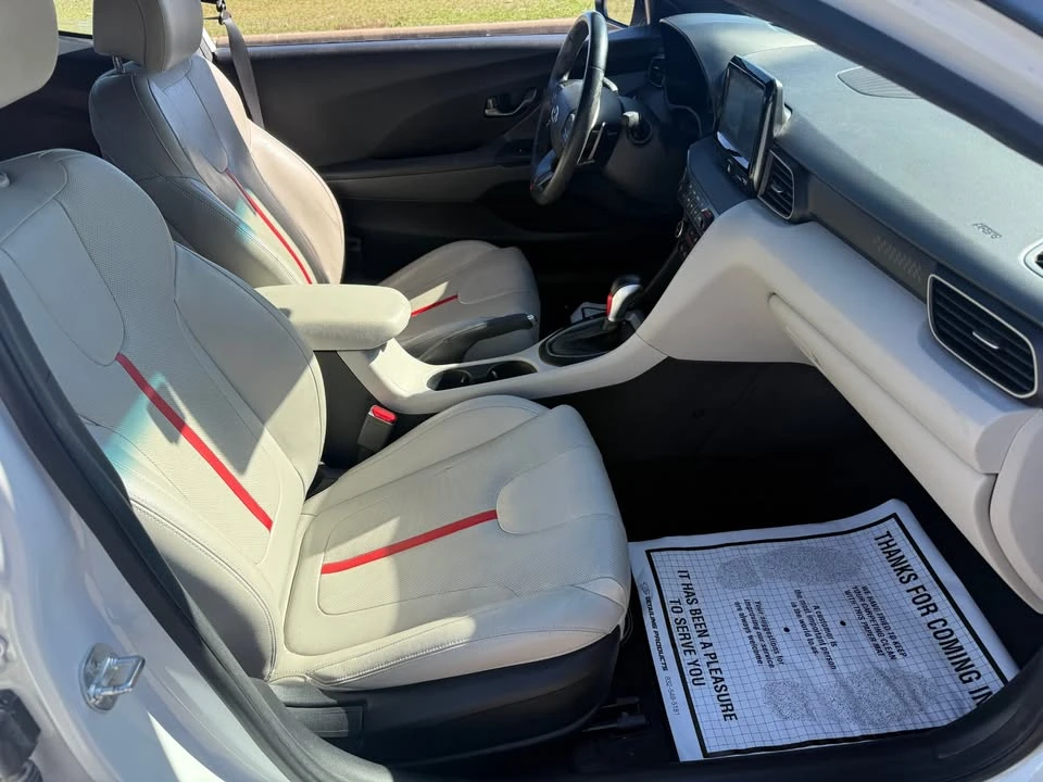 2019 Hyundai Veloster N - Image 16 of 20