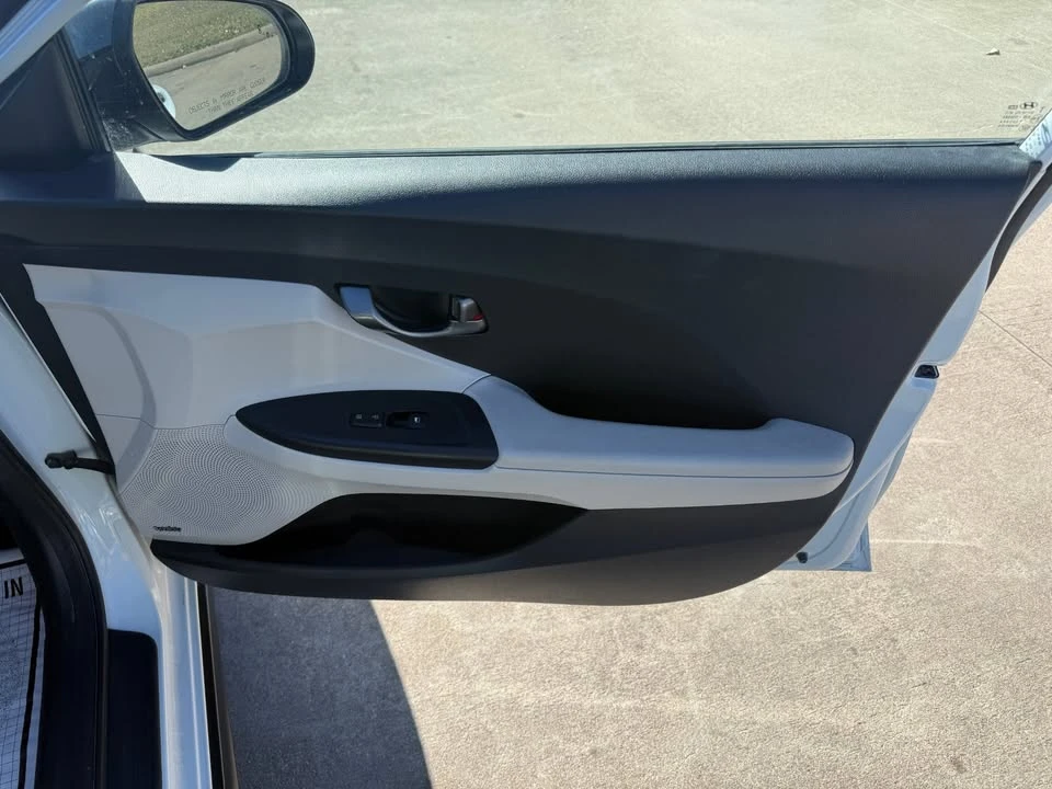 2019 Hyundai Veloster N - Image 15 of 20