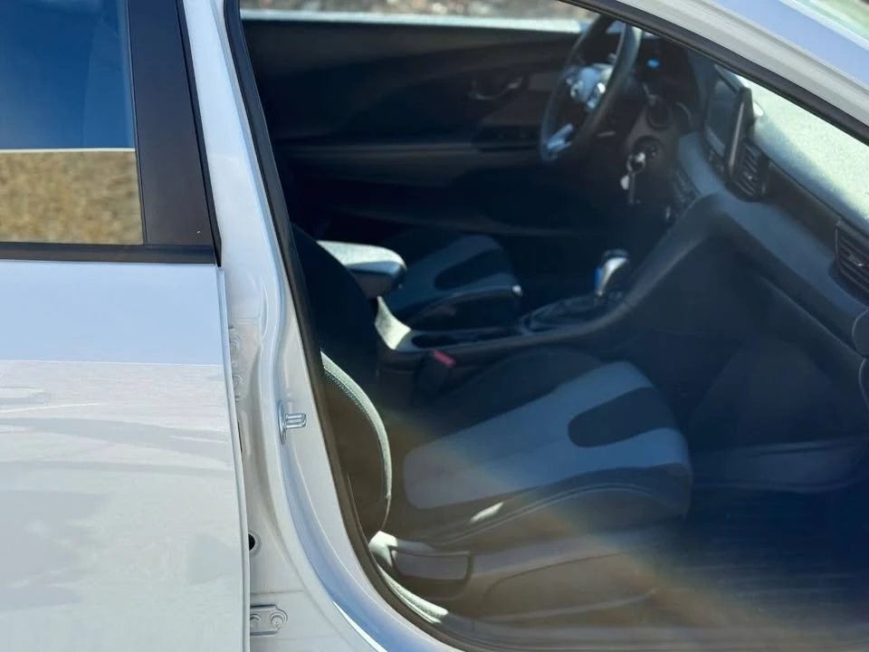 2019 Hyundai Veloster N - Image 9 of 15