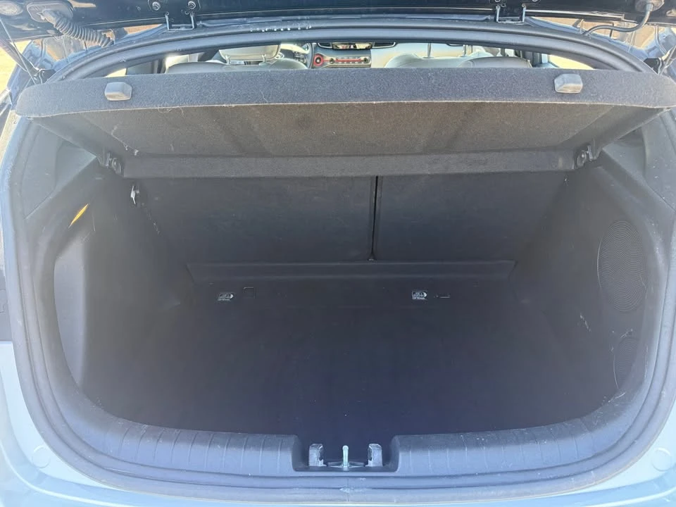 2019 Hyundai Veloster N - Image 12 of 20